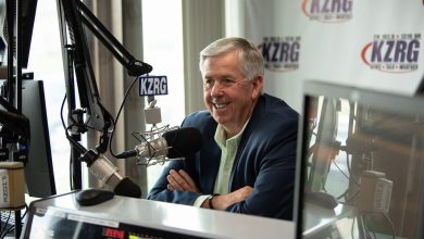 Photo of Governor Parson Pushing Missouri Tourism