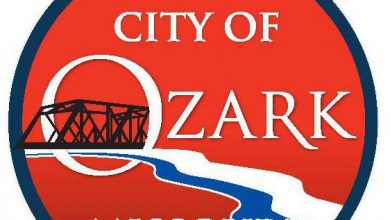 Photo of Ozark to remove Christian cross from holiday display after complaint