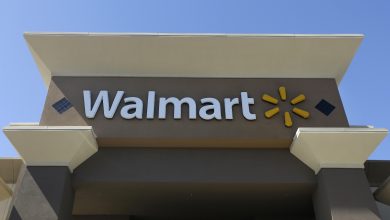Photo of Walmart Q1 profit dragged down as inflation takes a bite