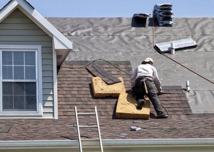 Roofing Scammers On The Move – Newstalk KZRG