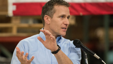 Photo of MO Ethics Commission rules in favor of Greitens