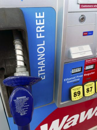 Gasoline prices continue to drop nationally, locally
