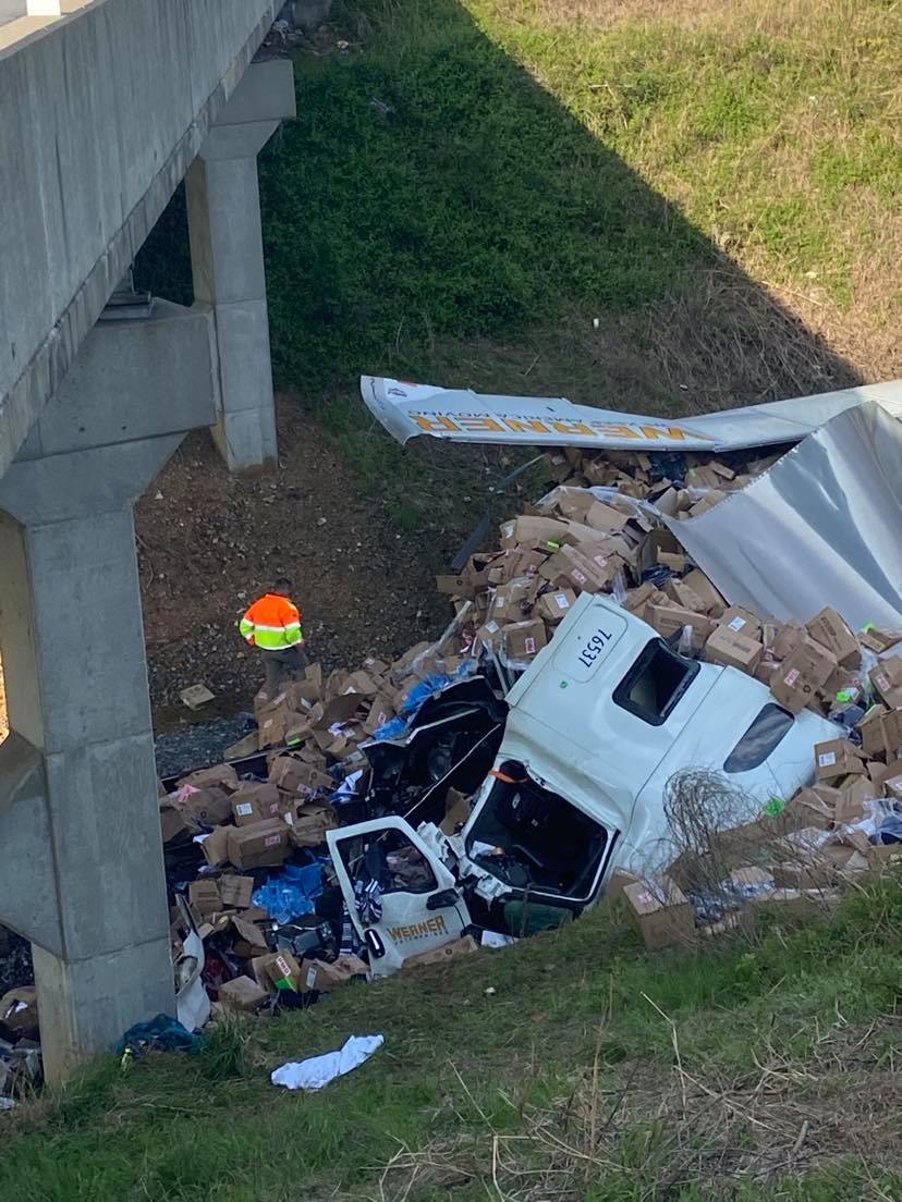 Tractor Trailer Crash On I-44 – Newstalk KZRG