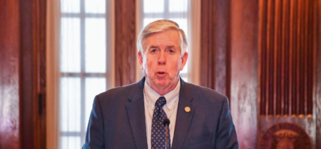 Missouri Governor Mike Parson proclaims October 22 as Buckle Up Phone Down Day