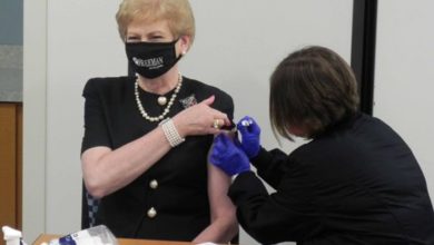 Photo of Freeman CEO urges residents to get flu shots