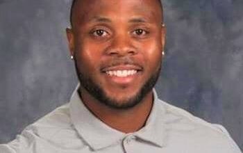 Photo of Missouri Teacher of the Year Award goes to Darrion Cockrell