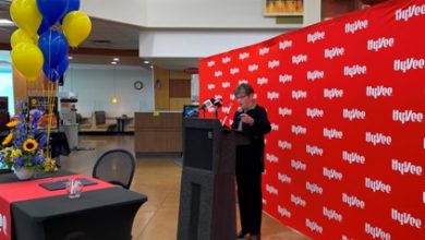 Photo of Kansas Gov. Kelly recognizes supermarket employees as COVID-19 frontline workers