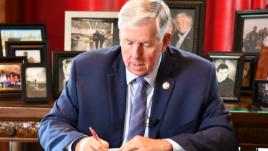 Photo of Governor Parson signs Executive Order activating State Emergency Operations Plan