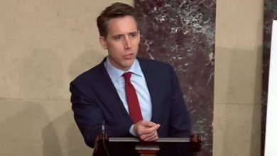 Photo of Senator Hawley Says Special Council Needs To Be Appointed For President