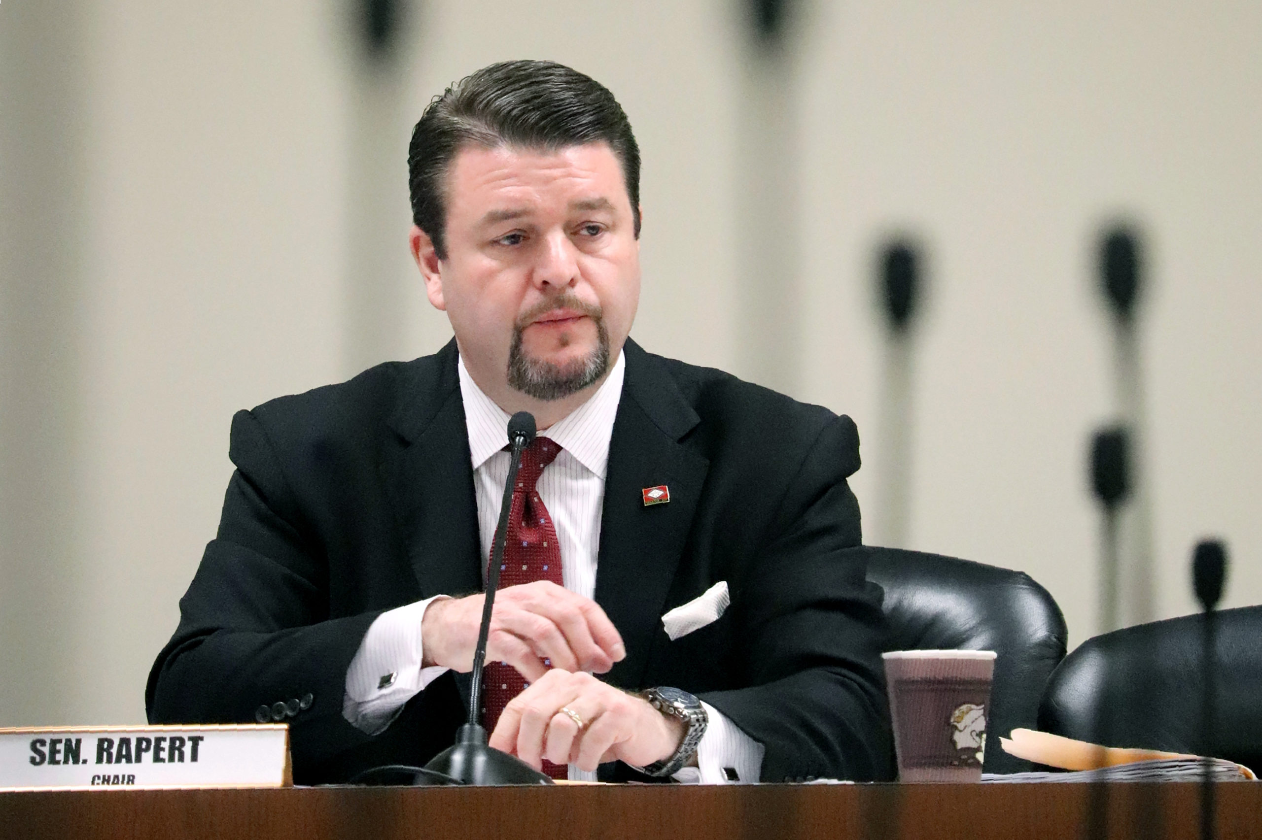 Settlement requires Arkansas senator to unblock critics – Newstalk KZRG