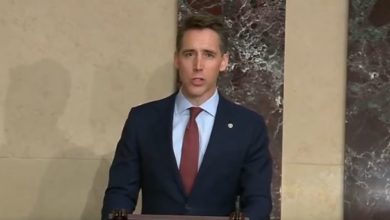 Photo of Hawley discusses his bill to curb meatpacking industry’s monopoly tendencies