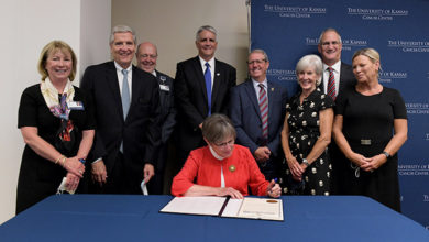 Photo of Kelly proclaims September “Comprehensive Cancer Centers Awareness Month”