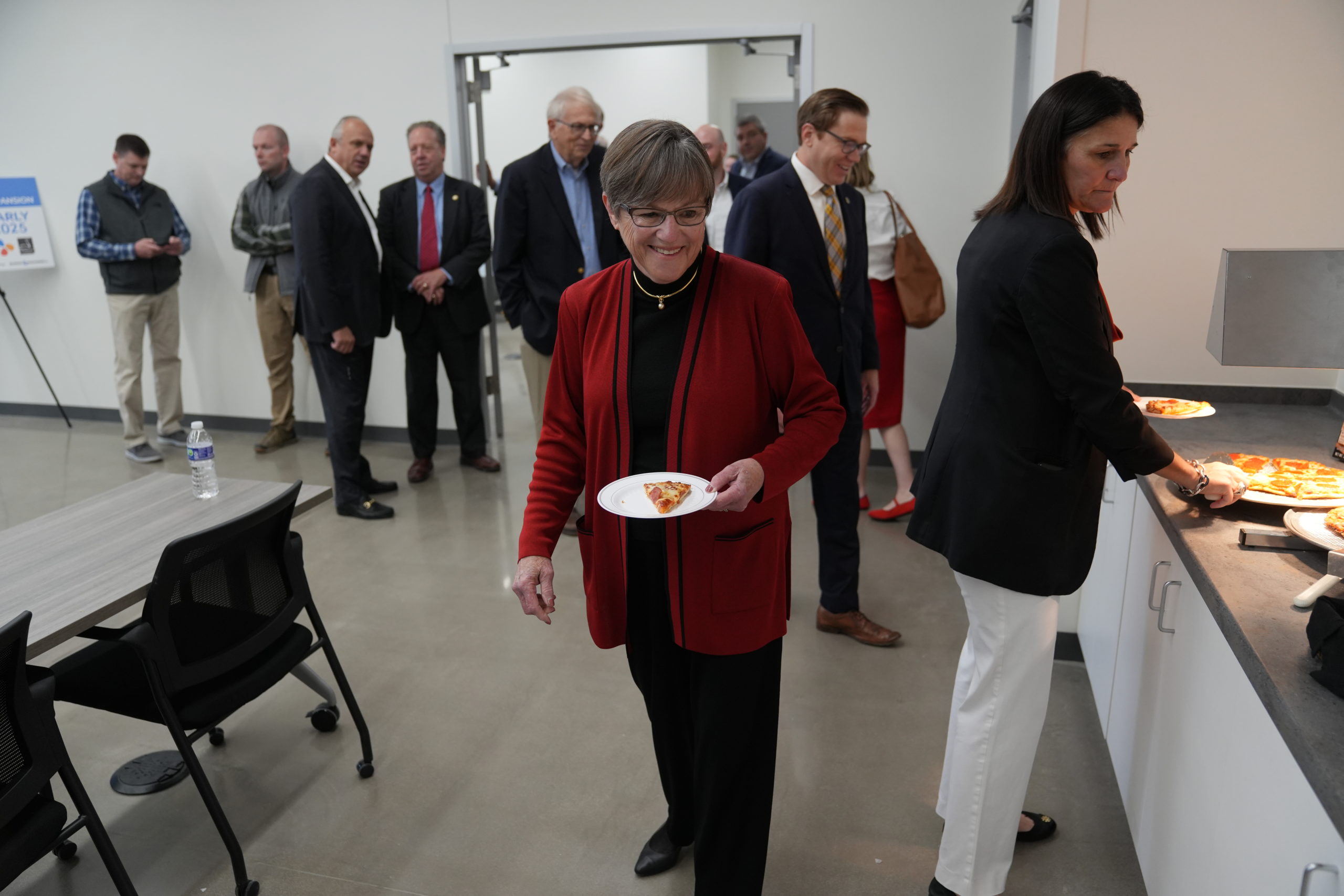 Governor Laura Kelly announces expansion of Salina pizza manufacturer