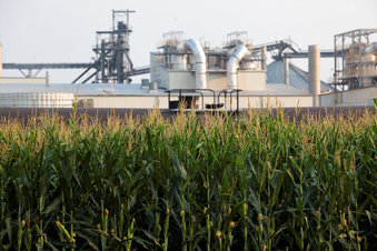 Renewable Fuels Gasoline Develop Development Factory Corn Fuel Factory