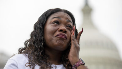 Photo of MO Rep Cori Bush faces more pressure over campaign payments to husband