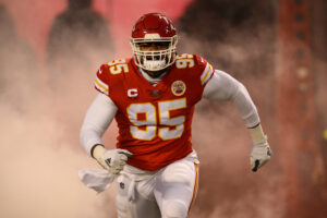 Chiefs and DT Chris Jones agree to framew...