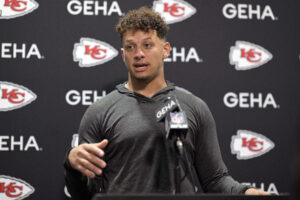Chiefs' Mahomes happy for reworked deal, ...
