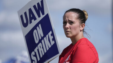 Photo of Kansas City GM plant could soon join UAW auto strike