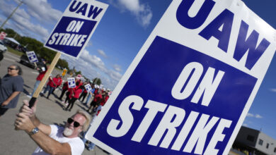 Photo of UAW strike expected to grow