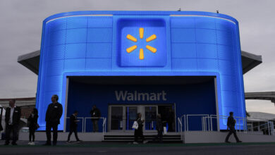 Photo of Walmart experiments with AI to enhance customers’ shopping experiences