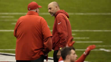 Photo of The Chiefs’ Super Bowl brain trust involves former head coaches on each side of the ball