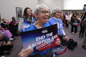 Missouri abortion-rights campaign turns i...