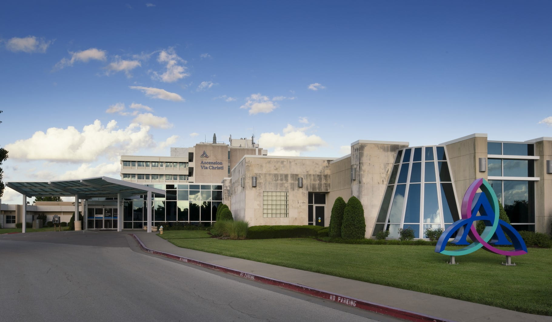 Ascension to transfer ownership of Via Christi Hospital to Mercy