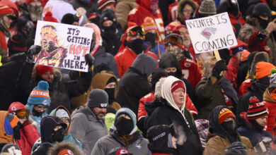 Photo of Some fans at frigid Chiefs playoff game underwent amputations, hospital confirms