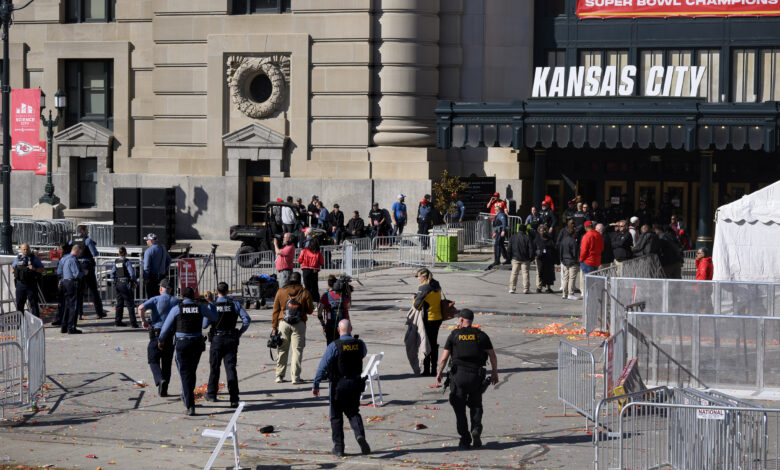 Chiefs Parade Shooting Lawsuit Football