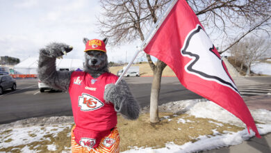 Photo of Chiefs ‘Superfan’ given 17-year sentence for bank robberies, money laundering