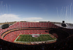 Lawmakers want the Chiefs and Royals to c...