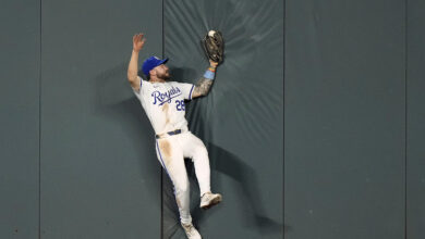 Photo of Michael Wacha tosses 6 solid innings, Salvador Perez drives in 2 as the Royals beat the Rays 4-2