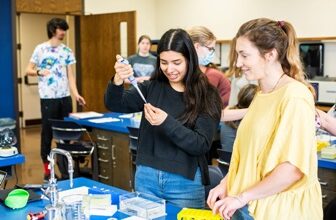 Photo of Students have new opportunity in STEM, thanks to NSF grant at Pitt State 