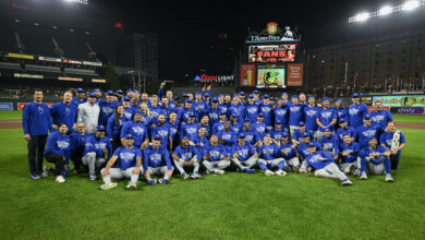 Photo of Royals advance to ALDS with 2-1 victory over Orioles