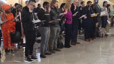 Photo of Ceremony celebrates 30 new US citizens in Topeka